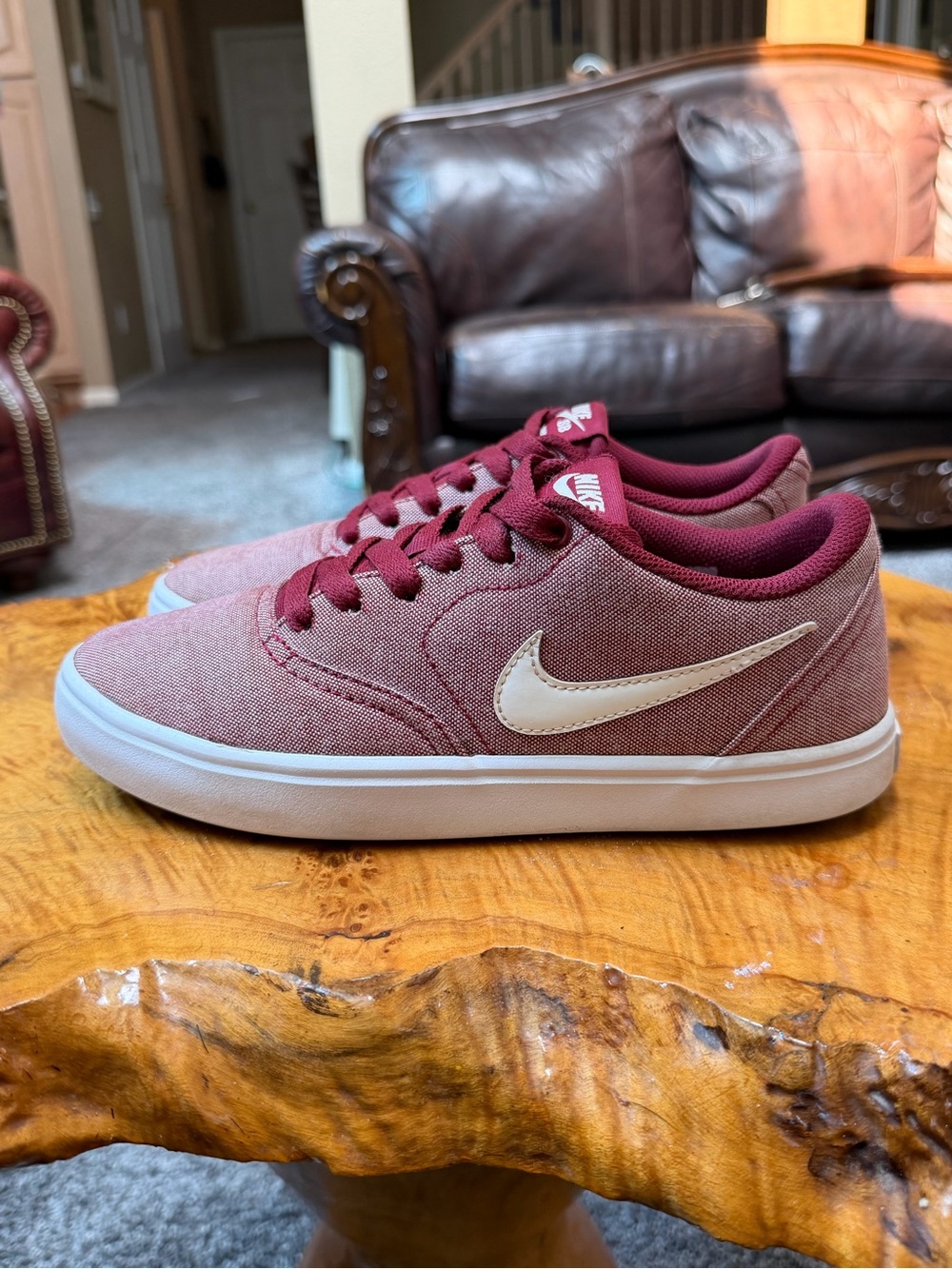 Nike SB Check Solar Canvas Team Red Women's 6.5 / Men's 5 (921464-611)